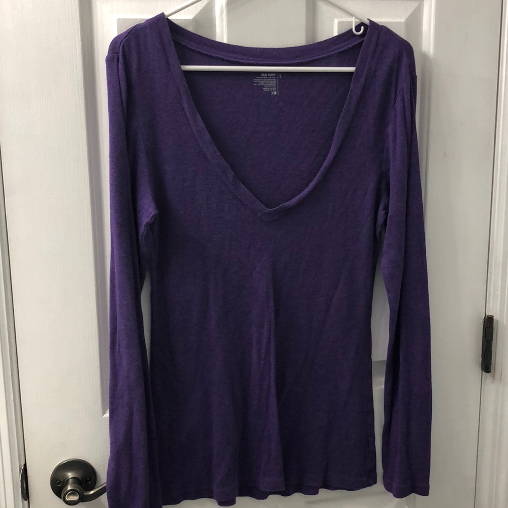 Old navy long sleeve tee